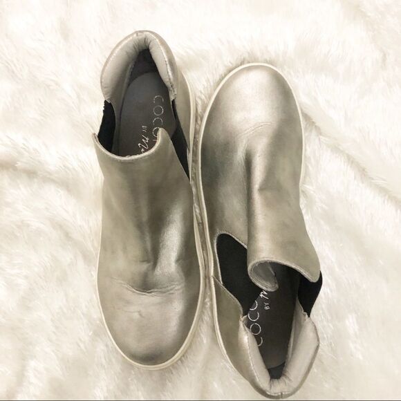 Coconuts by Matisse Lil Lure Silver Sneakers size 7.5 - Picture 5 of 7